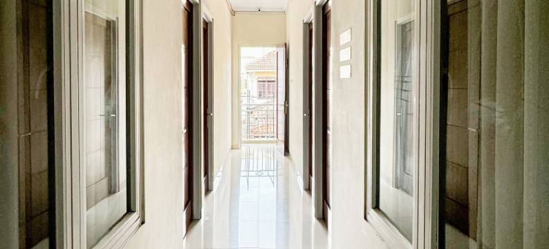 维斯玛阿尔伊曼酒店-由努萨林克管理(Wisma Al Iman Syariah 25 Mitra RedDoorz)图片