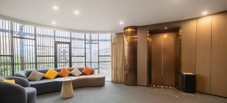 遇程影趣·Luxury电玩公寓(深圳龙华汽车站清湖地铁站店)图片