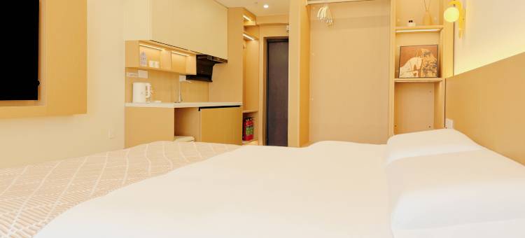 杉上民宿(哈尔滨师范大学松北校区杉杉奥特莱斯店)图片