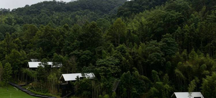 雲隐山居图片