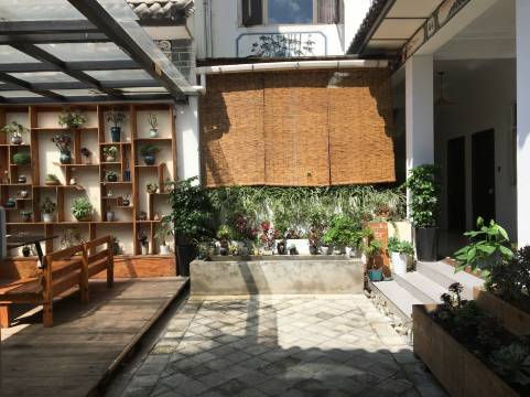 大理玉兰花客栈