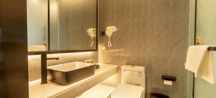 IU酒店(合肥新站一六八中学店)图片