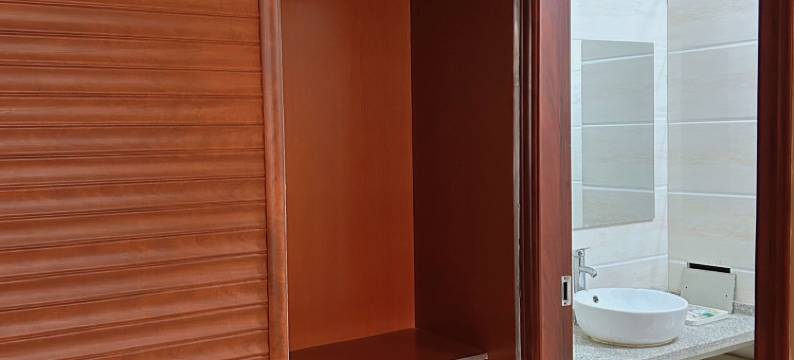 和静兴圣宾馆图片