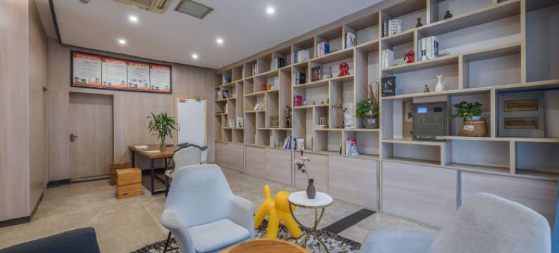 悦希漫酒店(绍兴柯桥古镇轻纺城店)图片