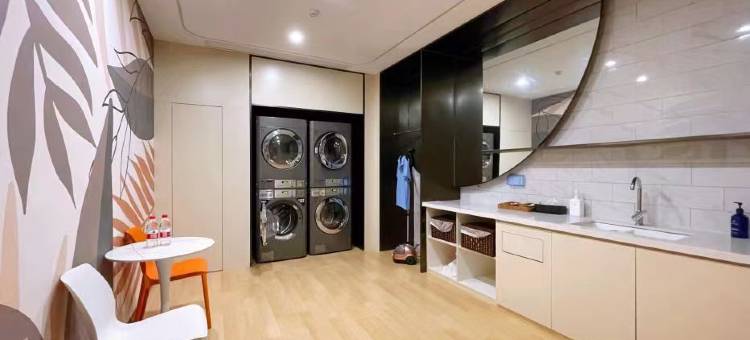 罗兰假日酒店(芜湖方特乐园罗兰小镇店)图片