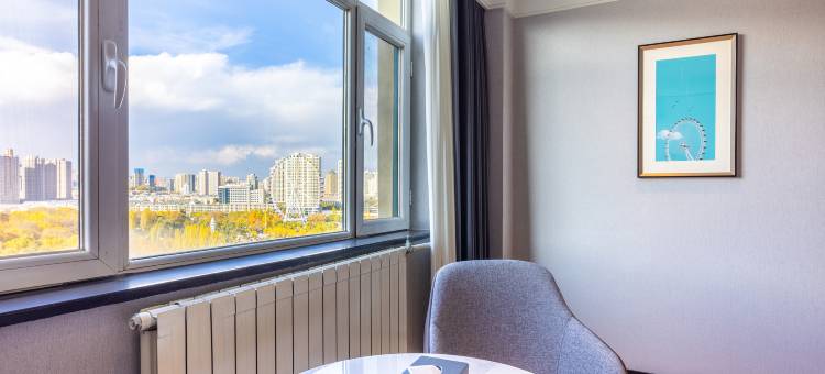 西宁力盟步行街人民公园丽呈睿轩酒店图片