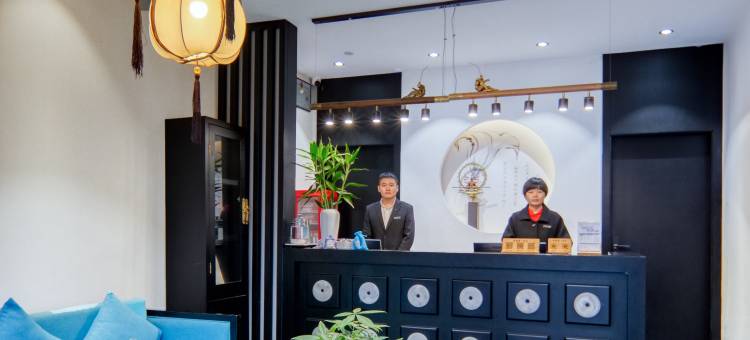 龚禧里·悦见酒店(昆明吾悦广场大河埂地铁站店)图片