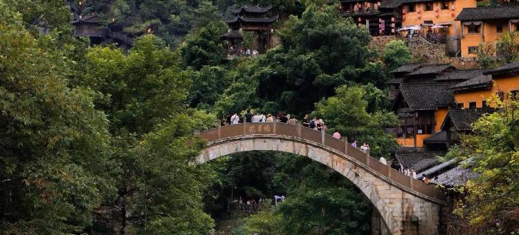 云端轻奢·汉服旅拍亲子度假美宿图片