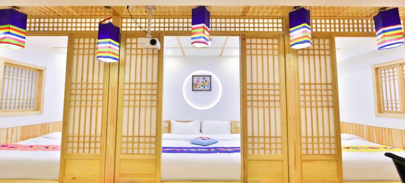 爱屋·观影网红民宿(延吉延边大学西市场店)图片