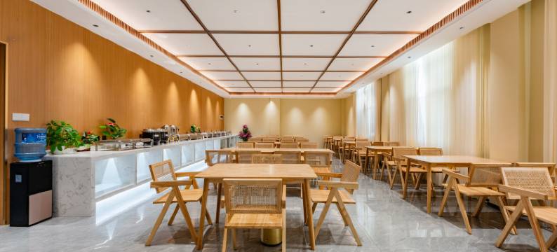 丽江晟通大酒店(旅游学院店)图片