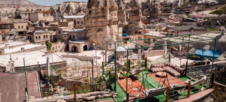 Vintage Cave House图片