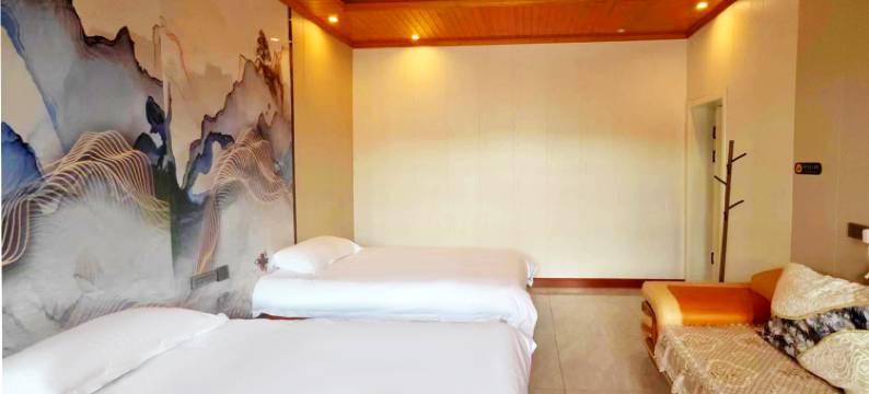 清逸民宿(那拉提旅游风景区店)图片