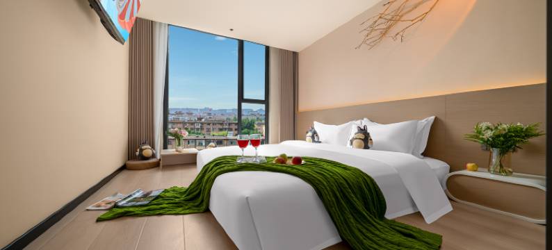 龙猫精灵酒店(济源职业技术学院御驾街店)图片