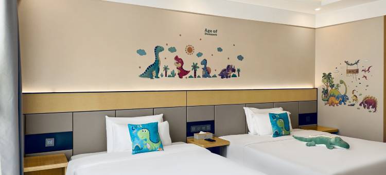 怡莱莫丽酒店(自贡华商国际城店)图片