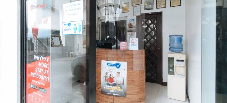 红多兹@圣安东尼奥马卡蒂(RedDoorz @ San Antonio Makati)图片