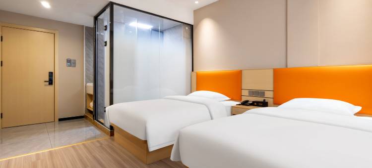 娅美酒店(易县泰元南大街店)图片