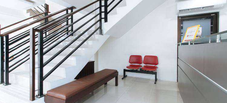 红多兹优选 @ 马卡蒂伊万吉丽斯塔街酒店(RedDoorz Plus @ Evangelista Street Makati)图片