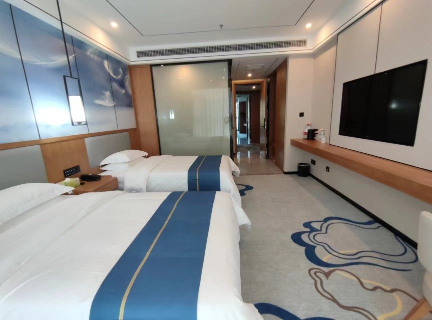 Lingtai Zhengyu HotelOver view