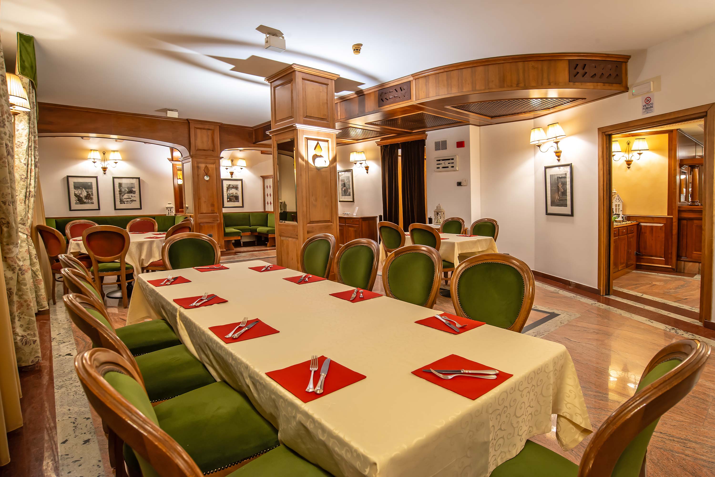 Relais du Foyer Over view