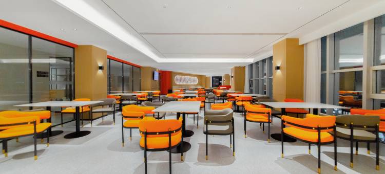 柏曼酒店(乐山高铁站万达广场店)图片