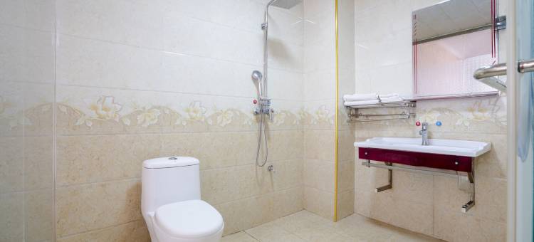 易门龙泉国家森林公园景区四季春酒店(龙泉文化广场店)图片