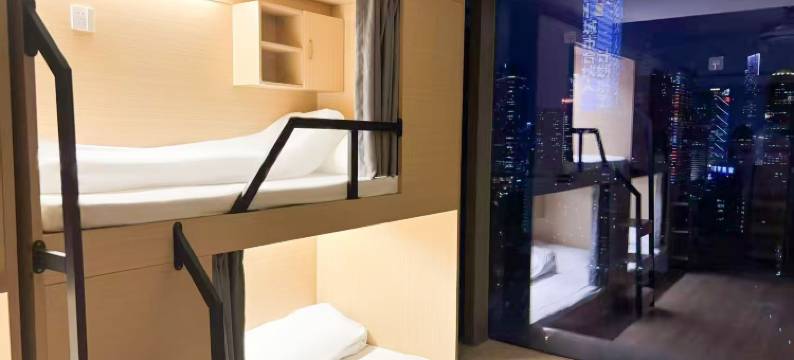 重生之我开了间·青年旅舍图片