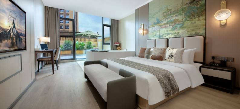 都江堰半岛缘温泉酒店(融创乐园熊猫谷店)图片