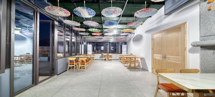 青藤艺宿酒店(上百万和城店)图片