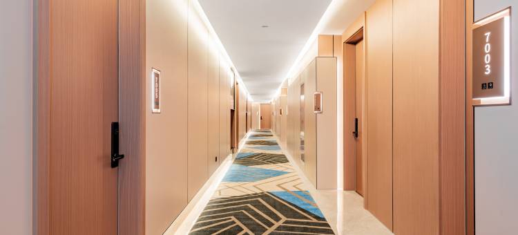 青城君澜酒店(大学城白塔机场店)图片