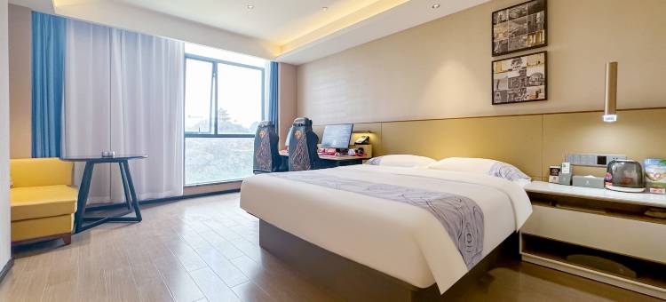 ETAnt·奢电竞酒店(来宾武宣大洋城汽车总站店)图片