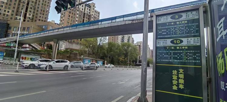 轻住酒店·爱尚精选(学苑广场地铁站店)图片