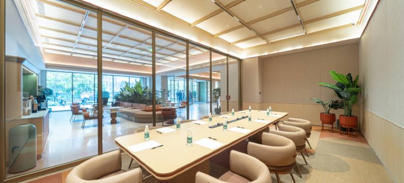 桔子酒店(贵阳北站茅台国际商务中心店)图片