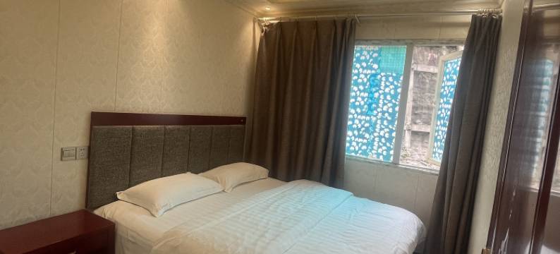 云天商务酒店(遵义古城店)图片