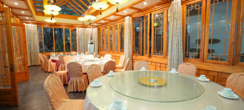 易县百泉花园饭店图片