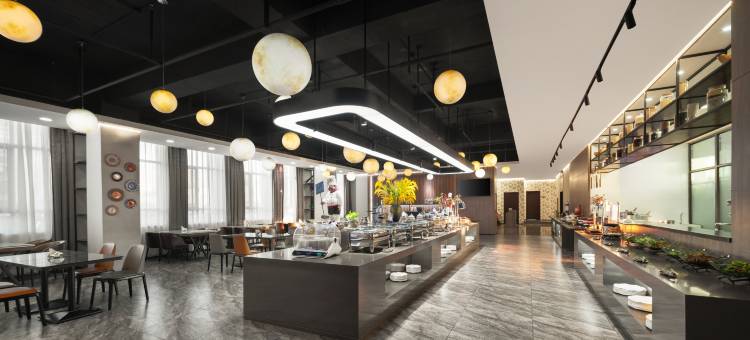 阿勒泰Melody·班的酒店(雪都机场店)图片