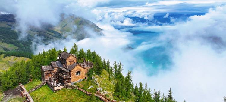 携程度假农庄(新疆喀纳斯云顶阁联营店)图片