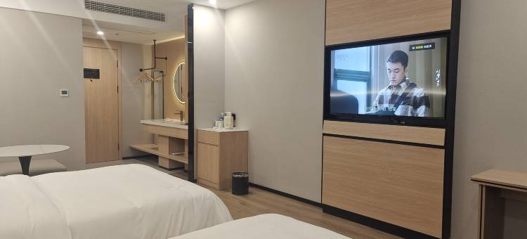 格林豪泰智选酒店(松江大学地铁站店)图片