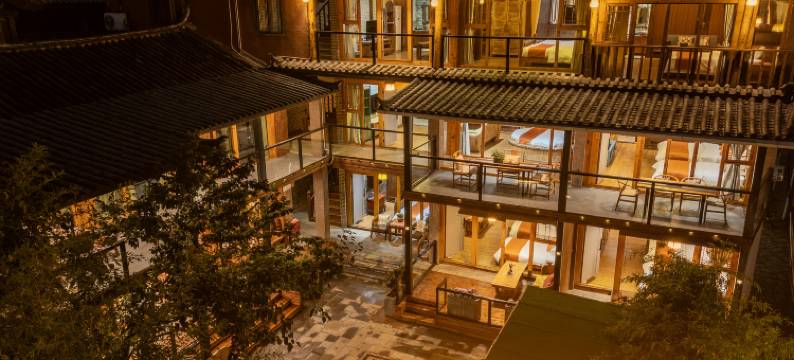 丽江燕巢居客栈(束河古镇店)图片