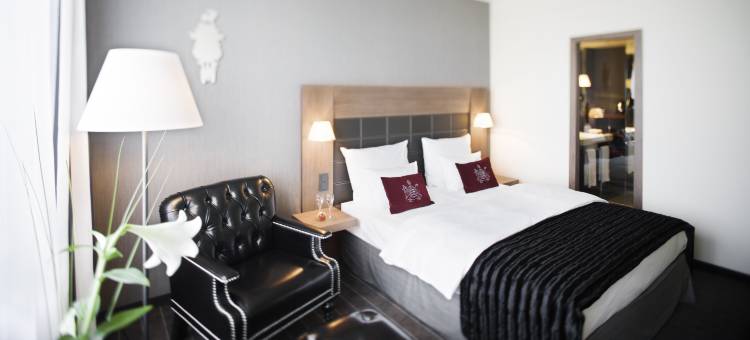 斯图加特机场瑞享酒店(Mövenpick Hotel Stuttgart Airport)图片