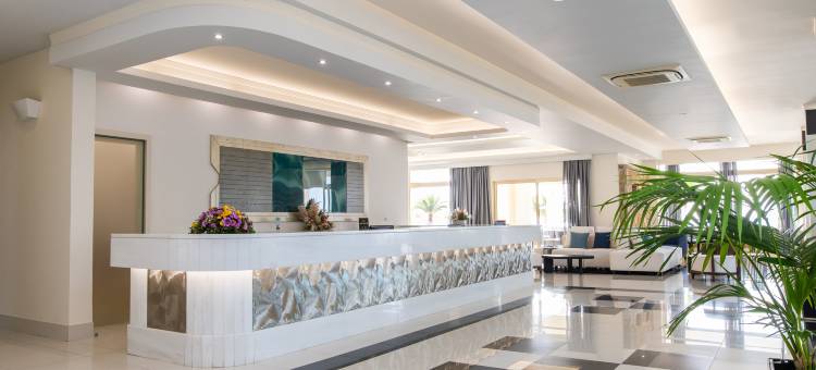 碧海蓝天沙滩酒店(Grand Blue Beach Hotel)图片