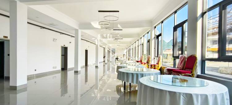 紫云轩酒店(尼珠河大峡谷店)图片