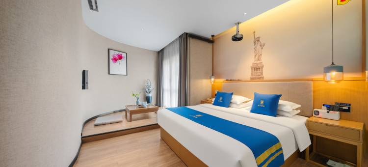 速8精选酒店(安阳高铁东站站前广场迎宾公园店)图片