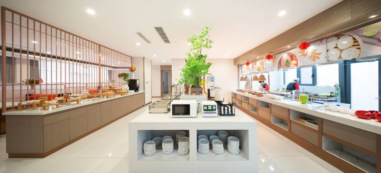 荣成丽呈漫湖酒店(荣成站店)图片