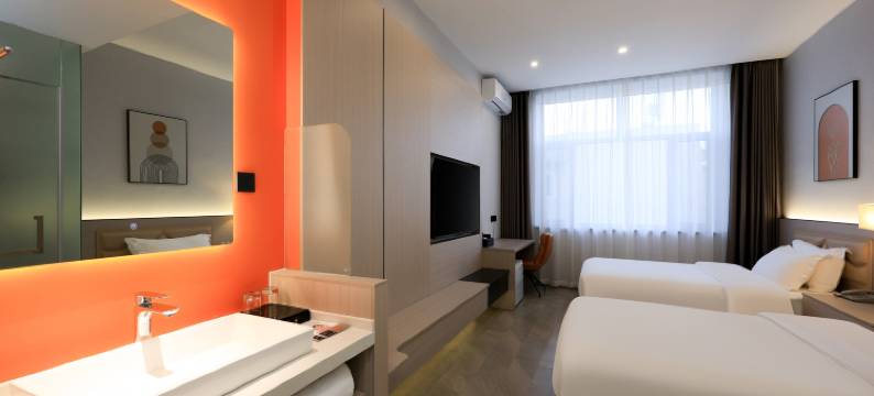 北陆商务宾馆(延吉朝鲜族民俗园延边大学网红墙店)图片