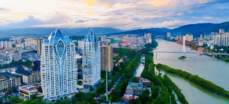 双塔之星假日酒店(泼水广场江边夜市店)图片