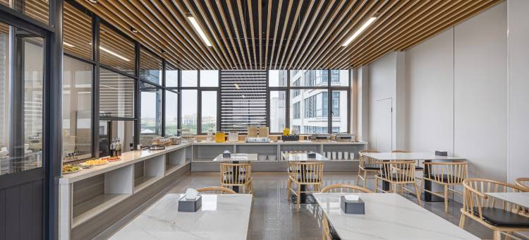 艺龙安云酒店(常熟东南开发区银河路店)图片