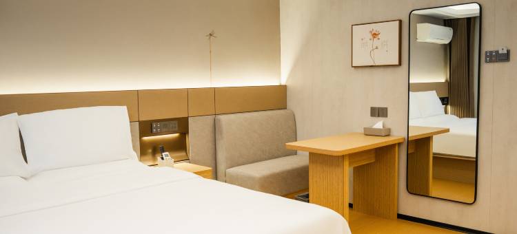 睿柏云酒店(通化集贸中心店)图片