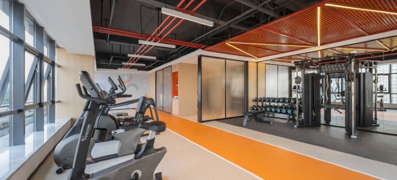 成都凤凰山逸衡酒店(五粮液文化体育中心店)图片