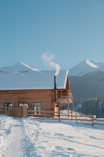 白哈巴山海归宿度假民宿