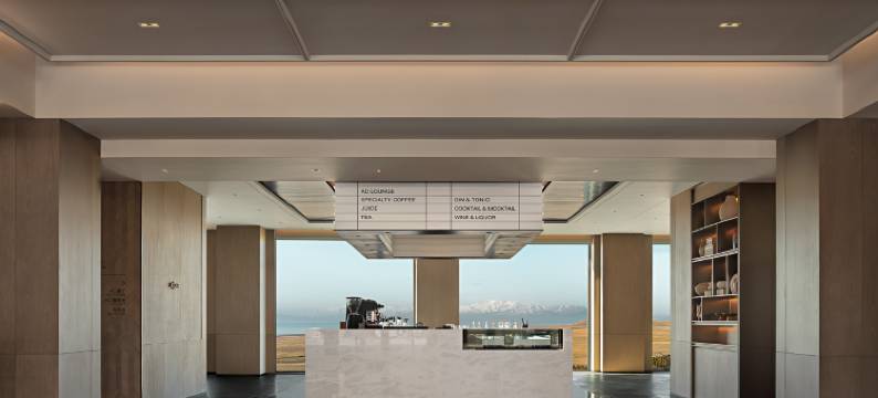 赛里木湖万豪AC酒店图片